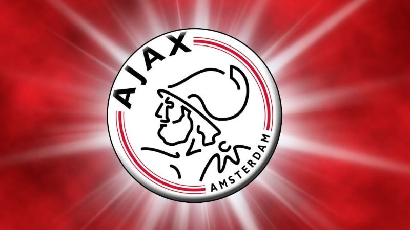 CLB Ajax ra mắt áo đấu 2025/2026 nhằm tôn vinh lịch sử